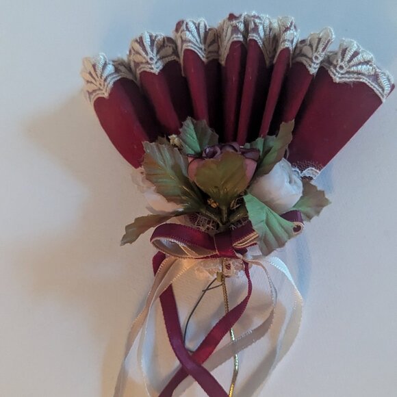 Vintage 1980's Ornament Kurt Adler Cranberry Fan Floral Christmas Tree Holiday - Picture 1 of 8